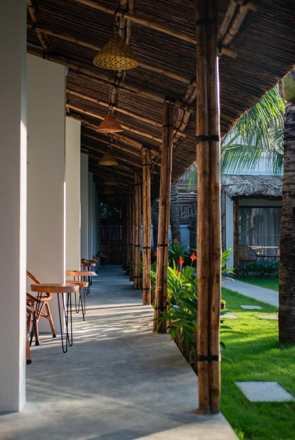 Sala Tuy Hoa Beach Hotel Экстерьер фото