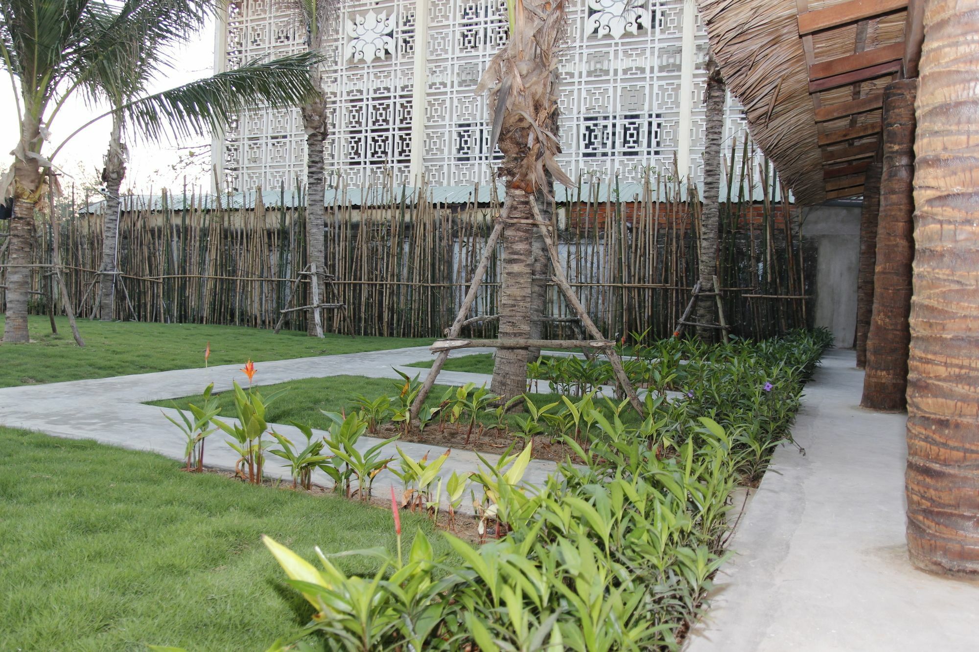 Sala Tuy Hoa Beach Hotel Экстерьер фото